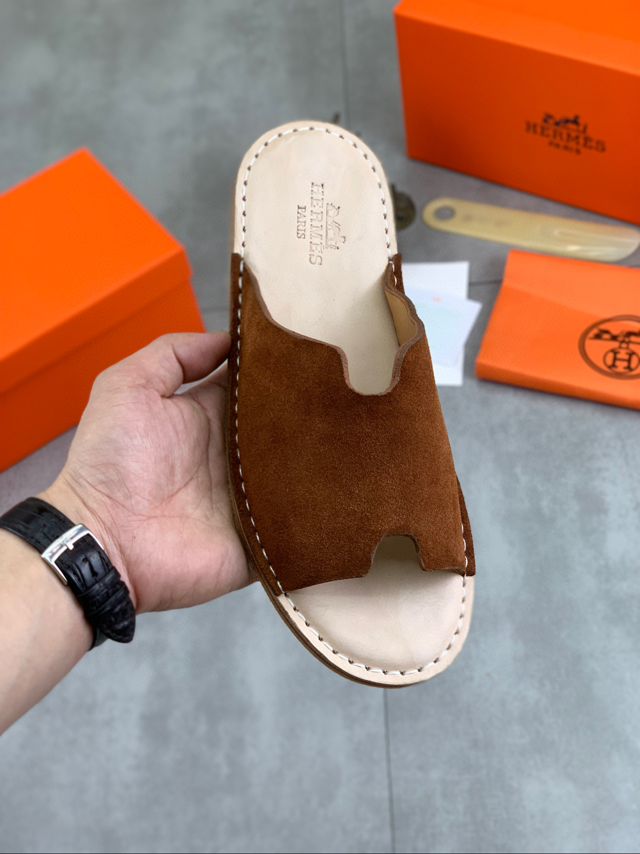 에르메스 남자 슬리퍼