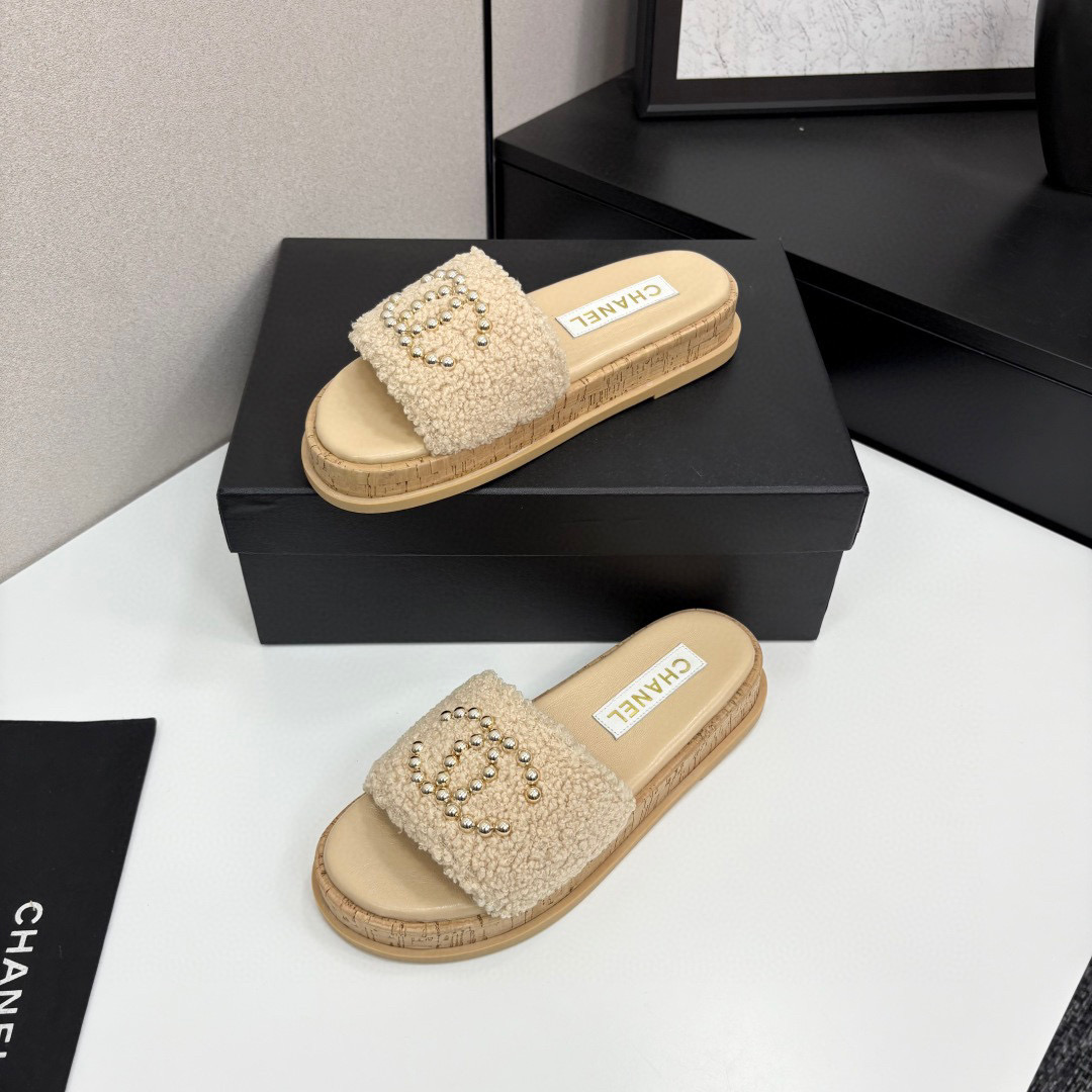 샤넬 여자 슬리퍼