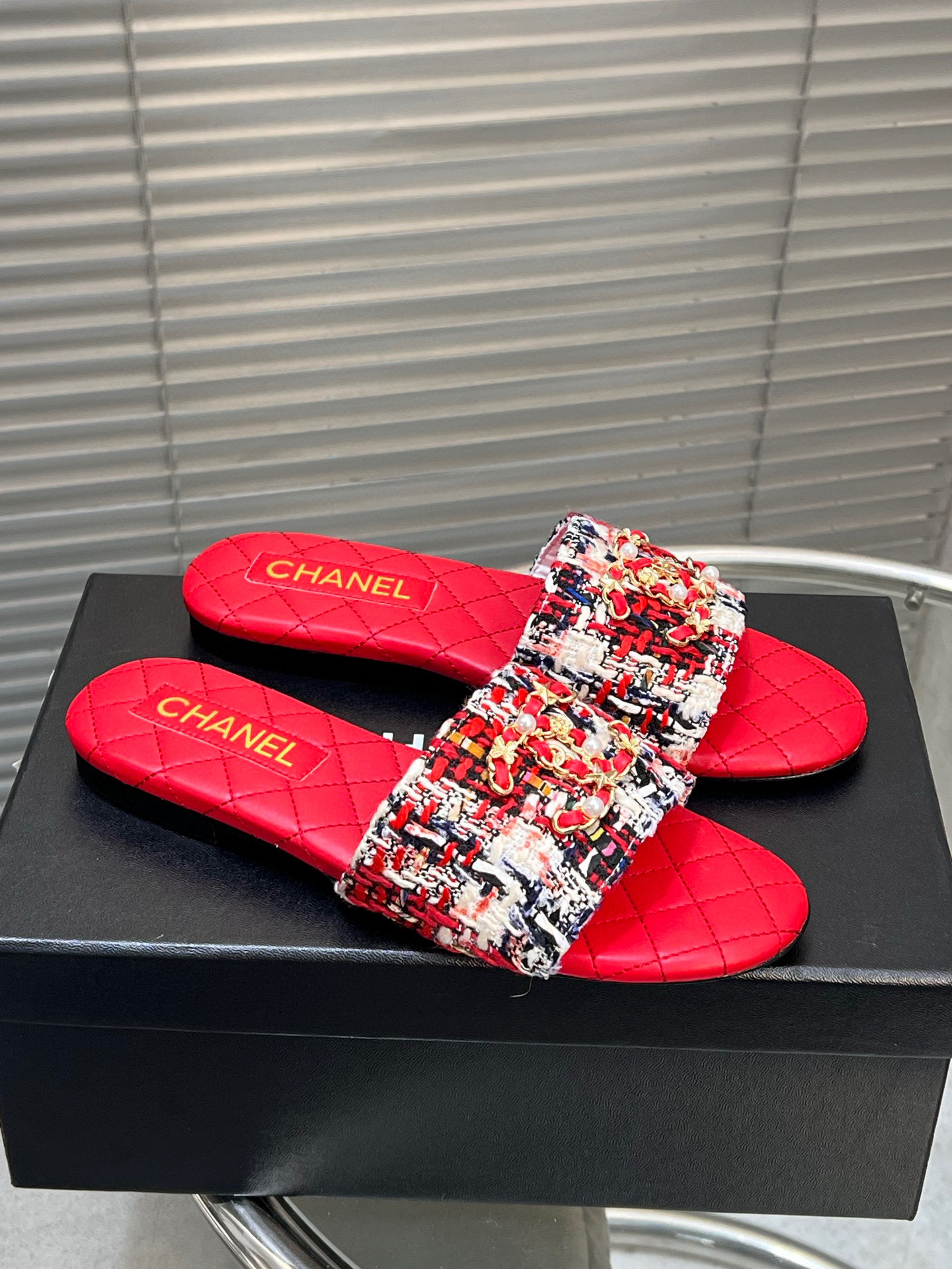 샤넬 여자 슬리퍼