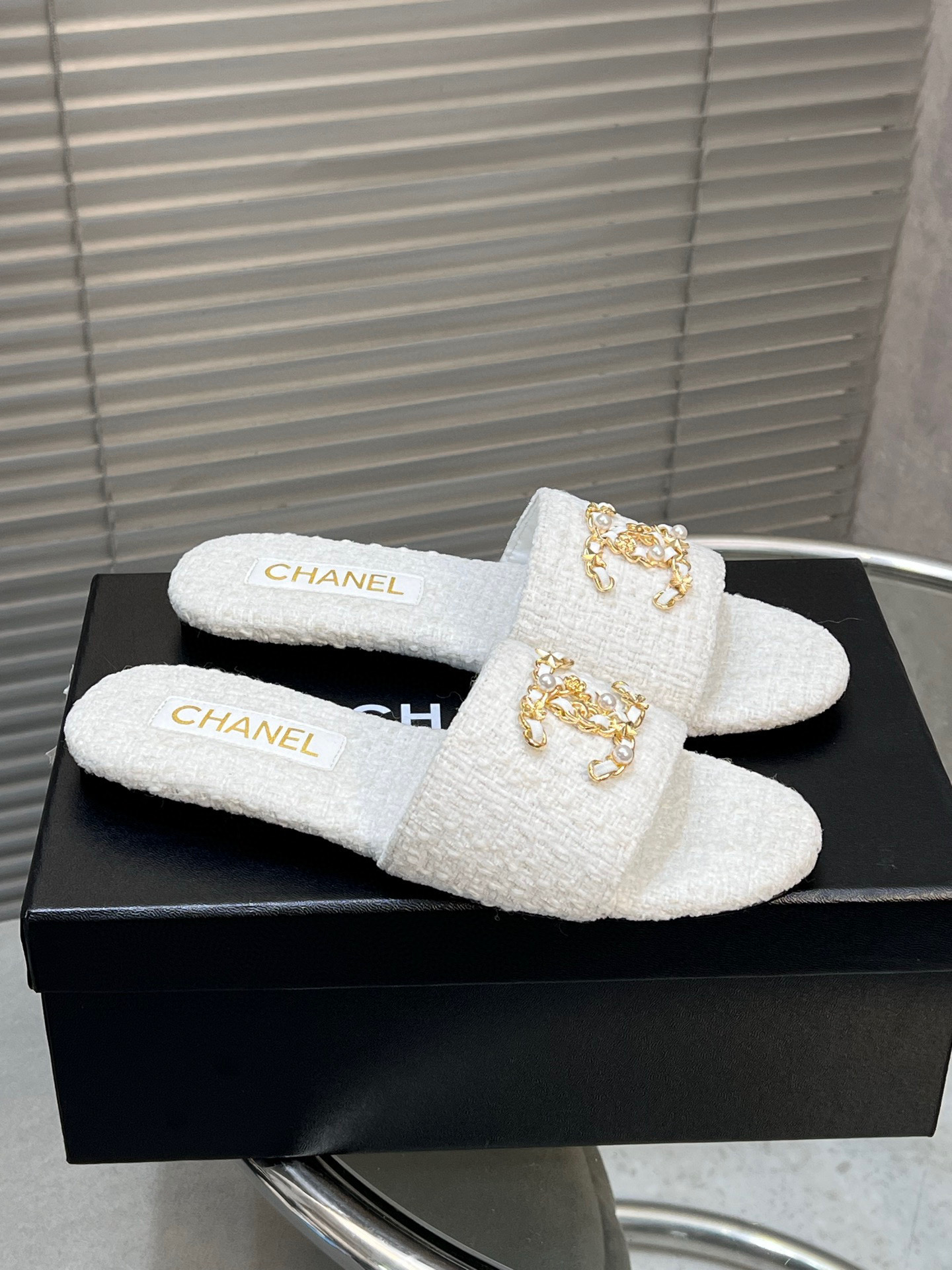 샤넬 여자 슬리퍼
