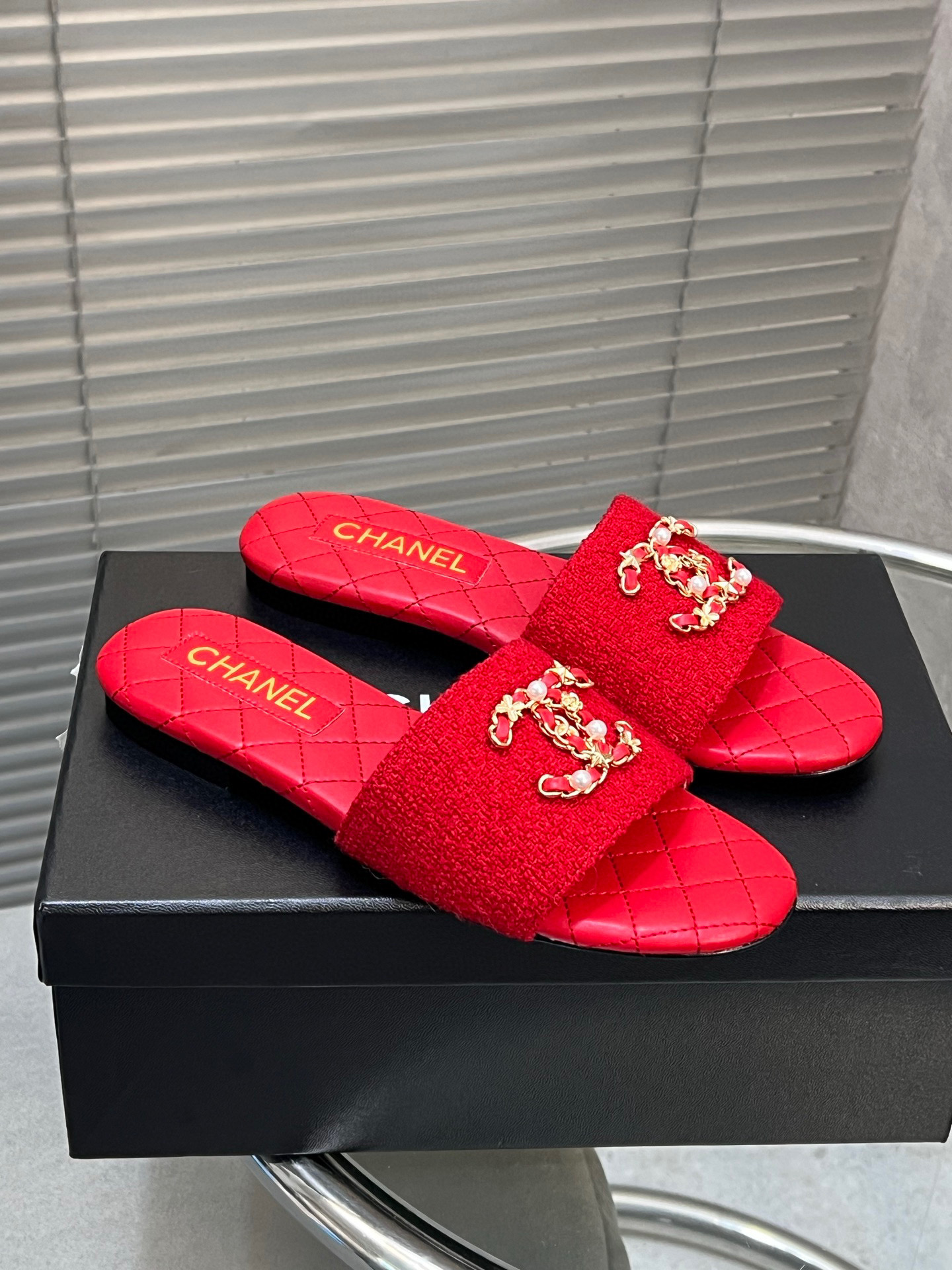 샤넬 여자 슬리퍼