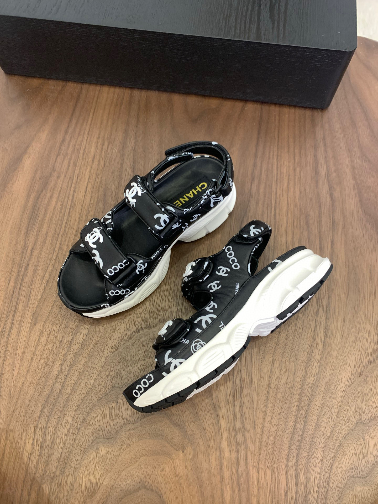 샤넬 여자 샌들