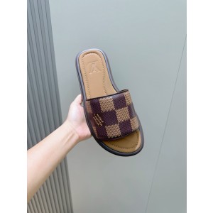 루이비통 남자 슬리퍼