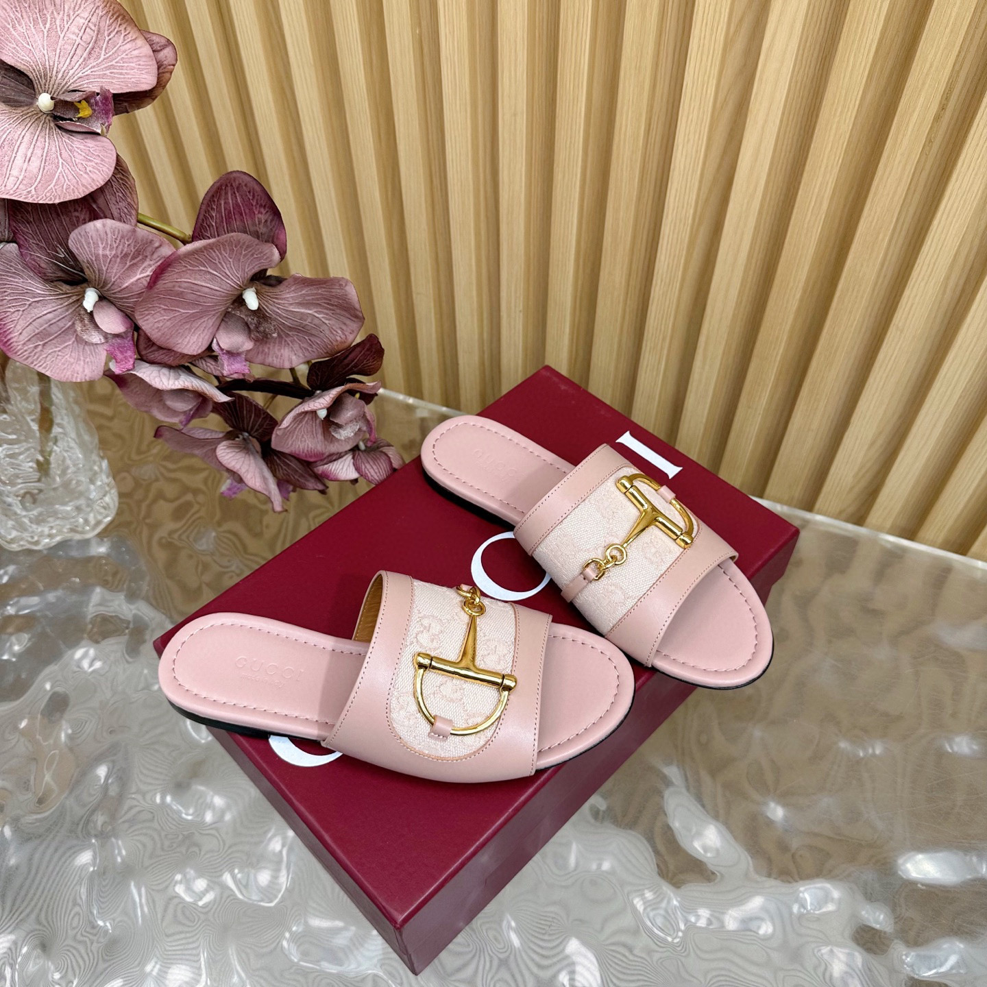 구찌 여자 슬리퍼