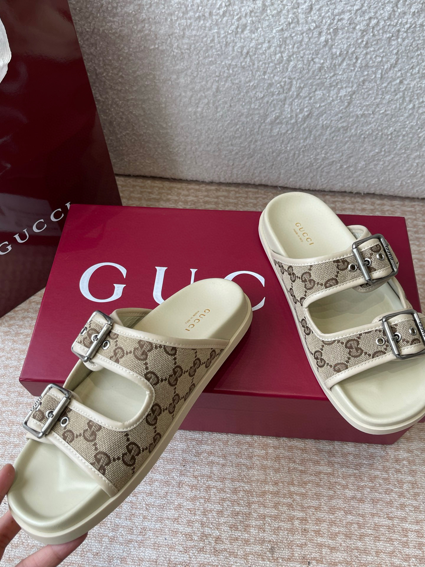 구찌 여자 슬리퍼