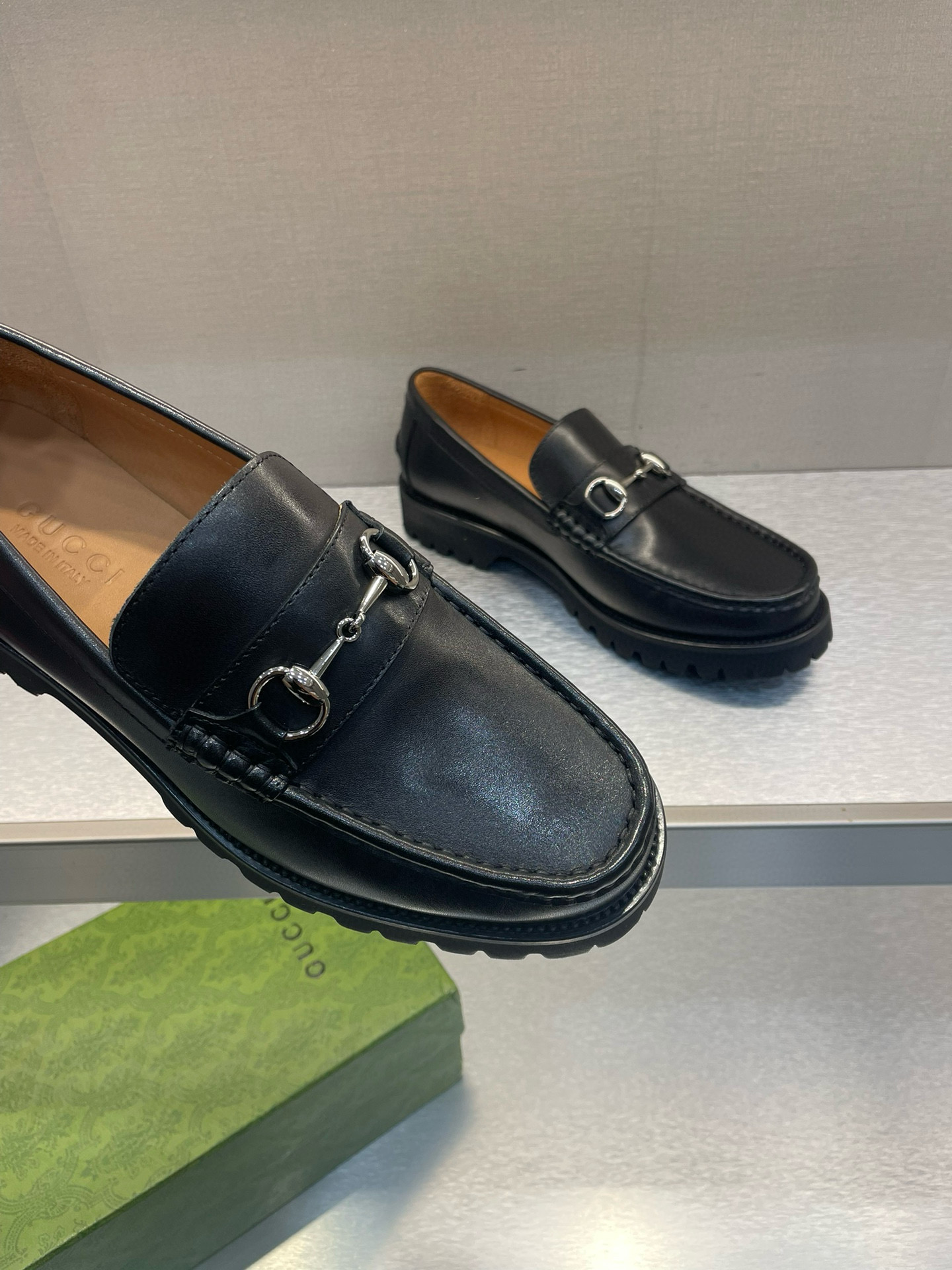 구찌 남자 구두