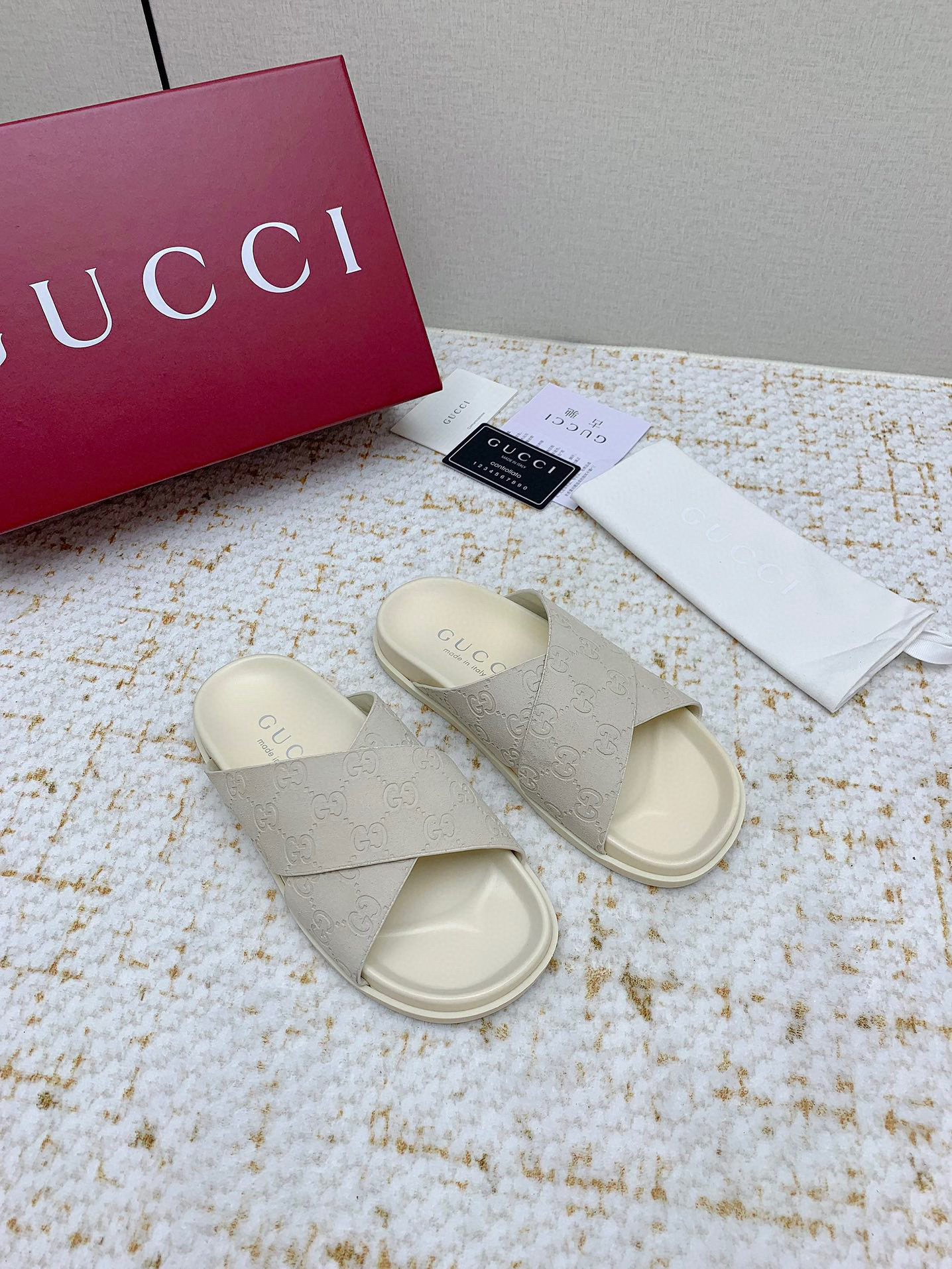 구찌 여자 슬리퍼