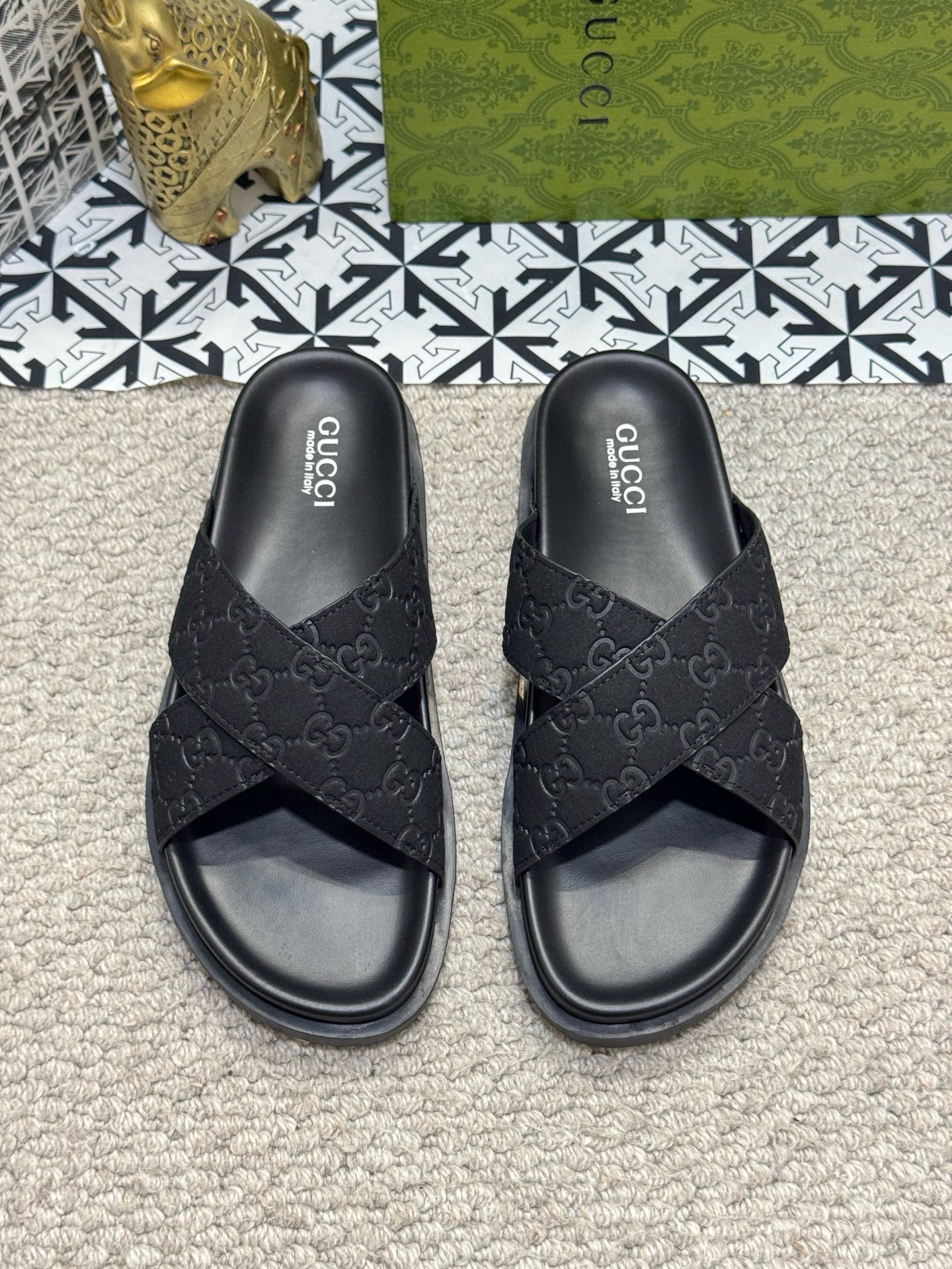 구찌 남자 슬리퍼