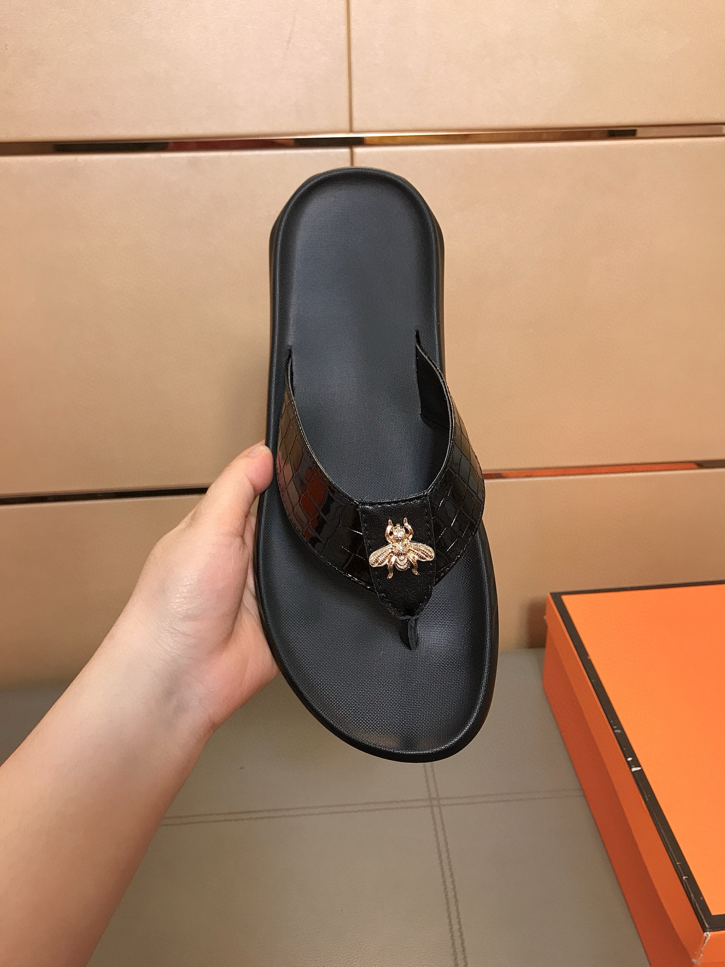 구찌 남자 슬리퍼