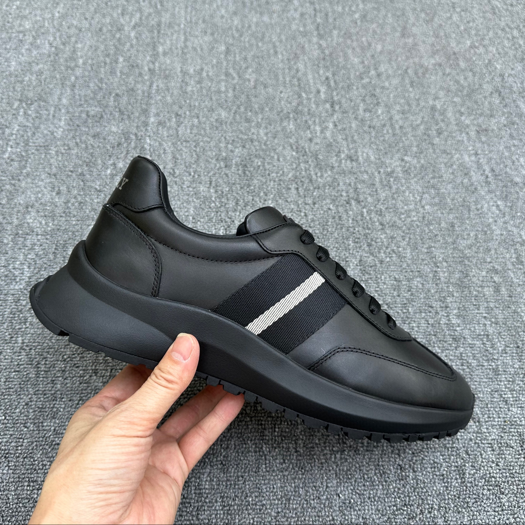 발리 남자 신발 운동화 스니커즈