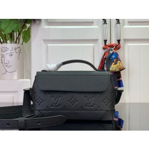 루이비통 m13888 남녀공용가방