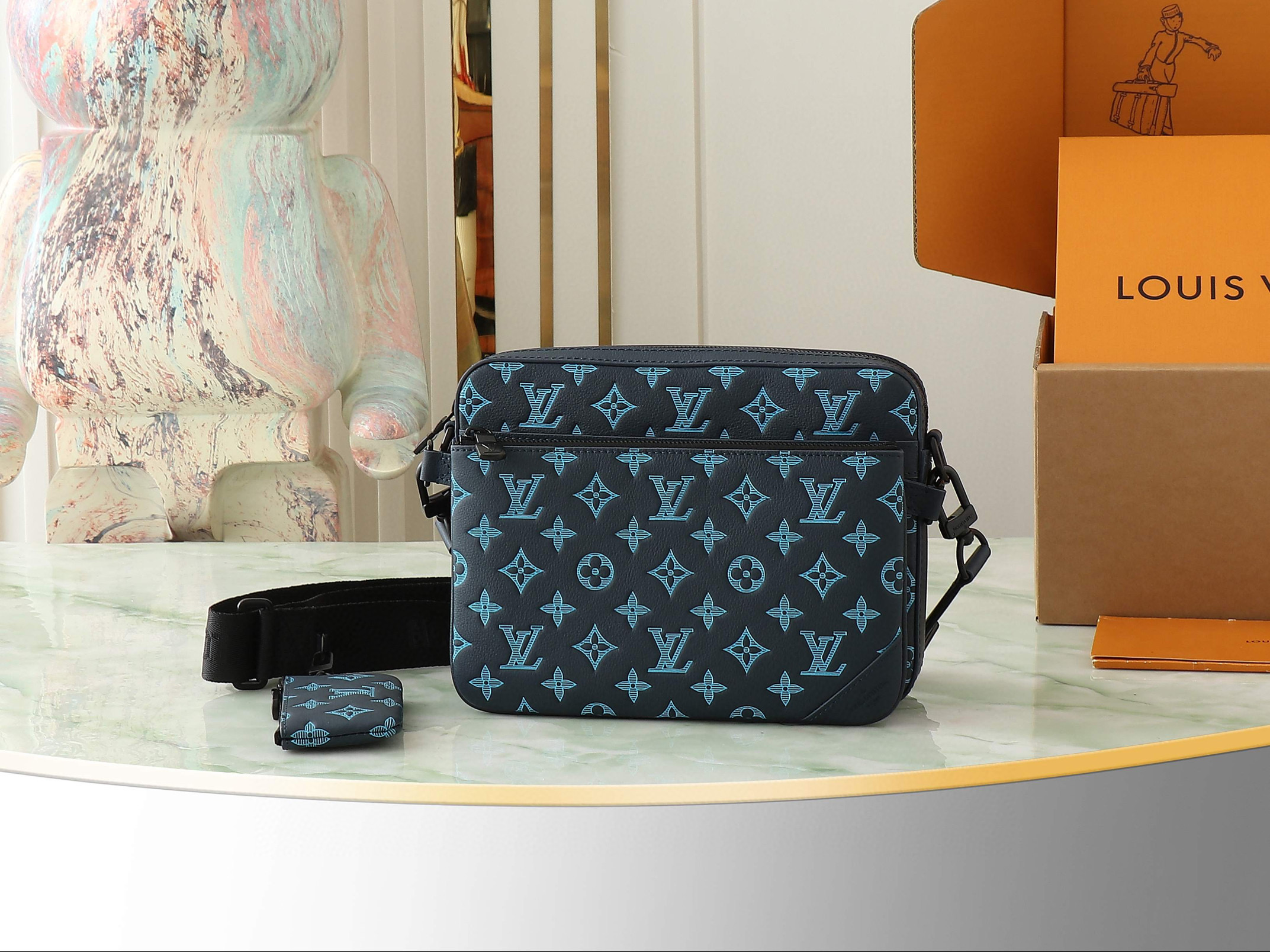 루이비통 M46604 남자가방