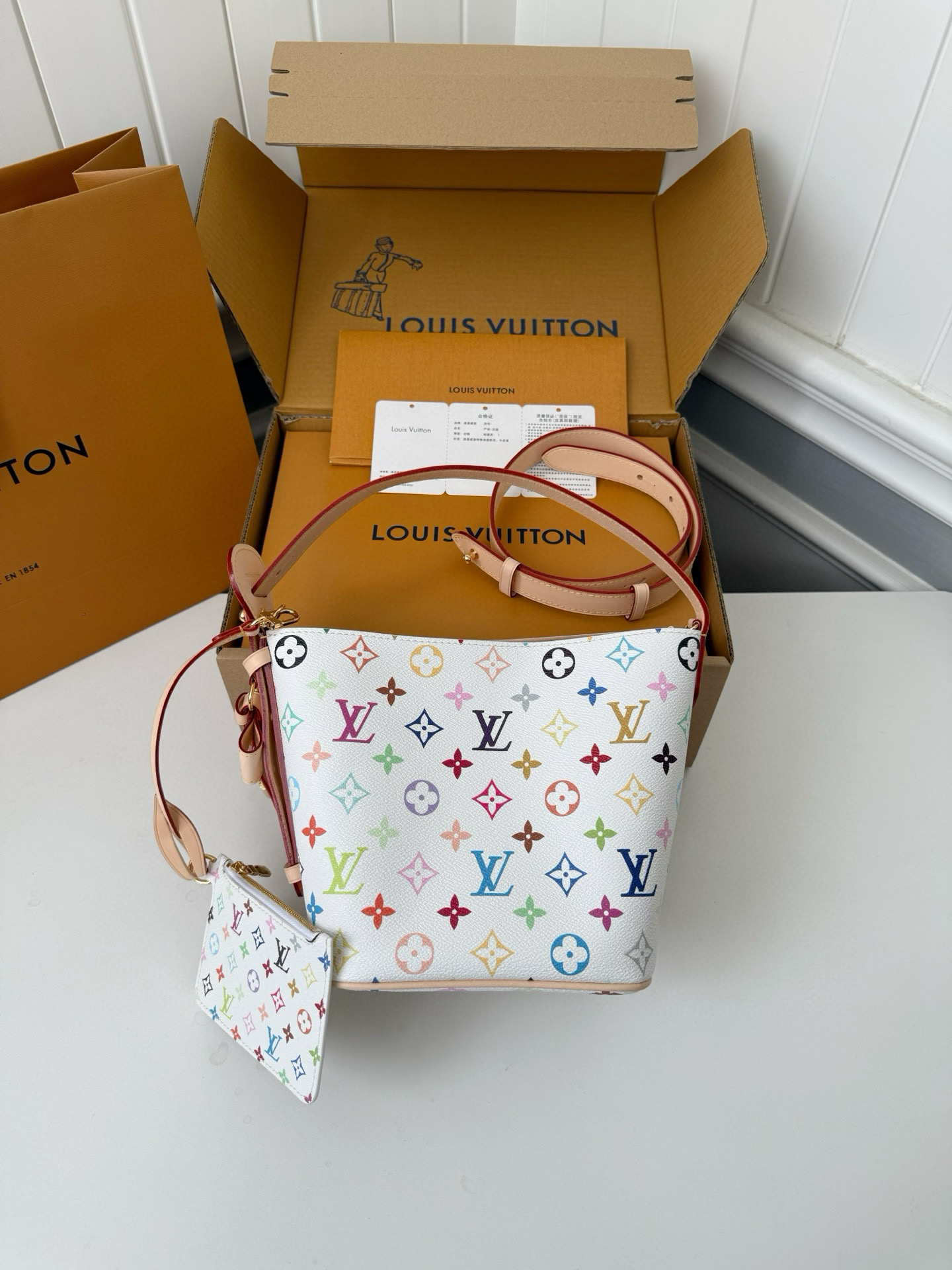 루이비통 M13089 여자가방