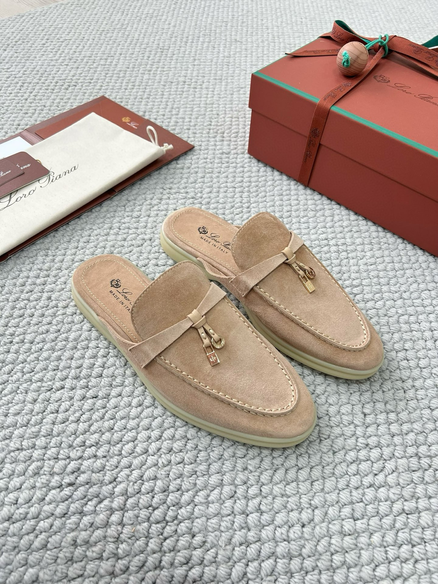 로로피아나 여자 슬리퍼 신발