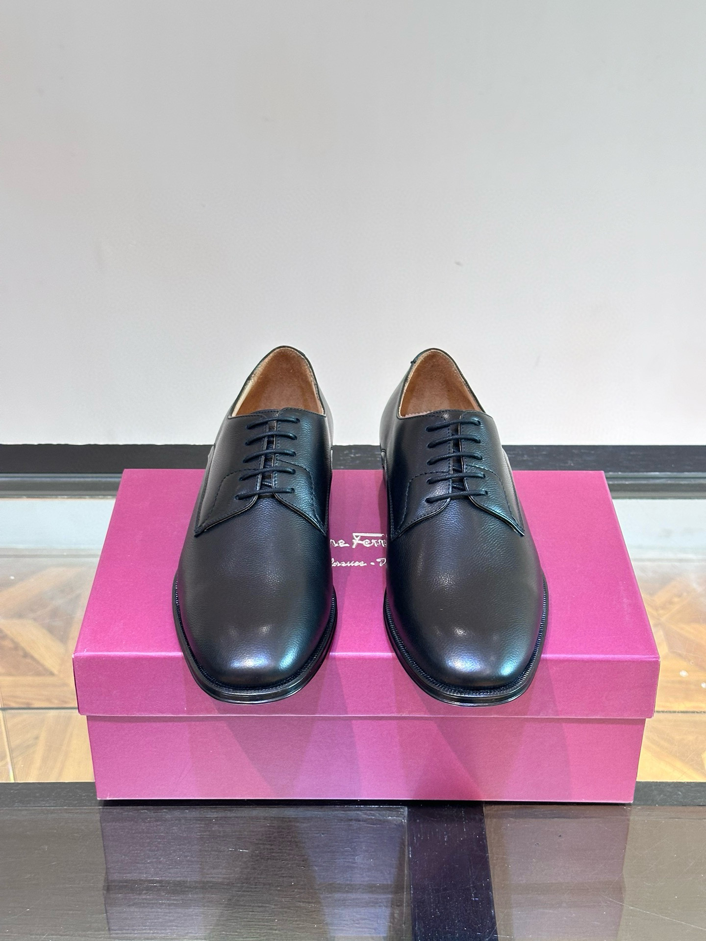 페라가모 남자 구두