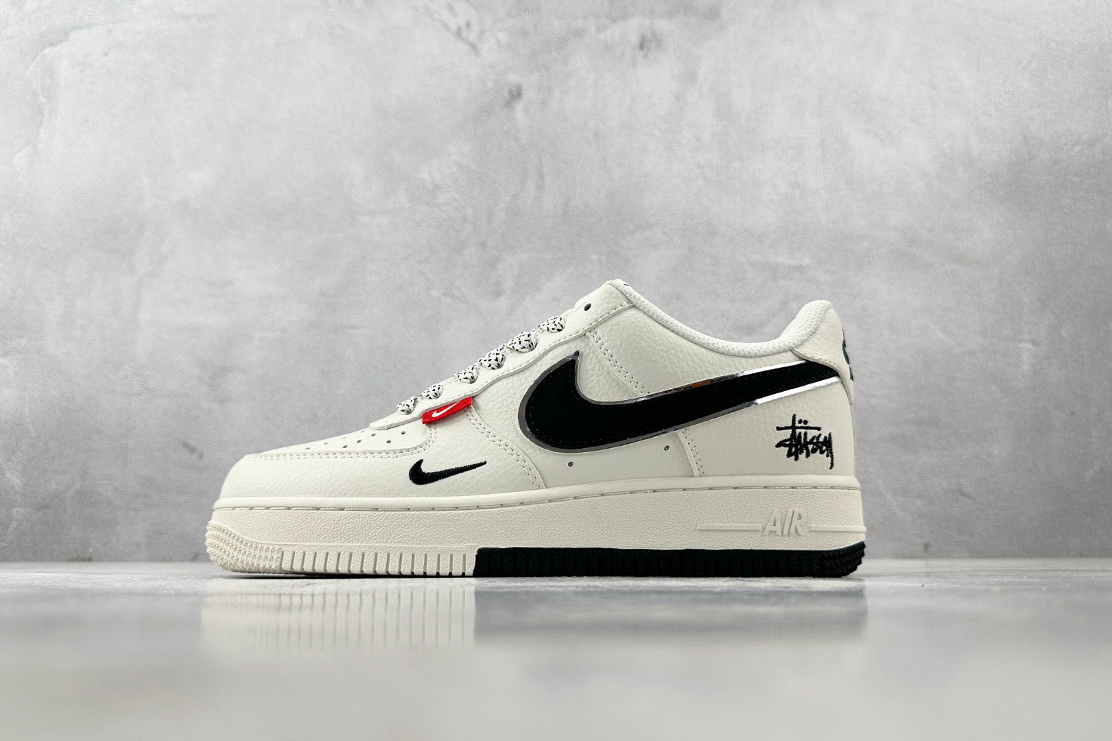 나이키 에어 포스 1 남녀공용 신발 운동화 스니커즈