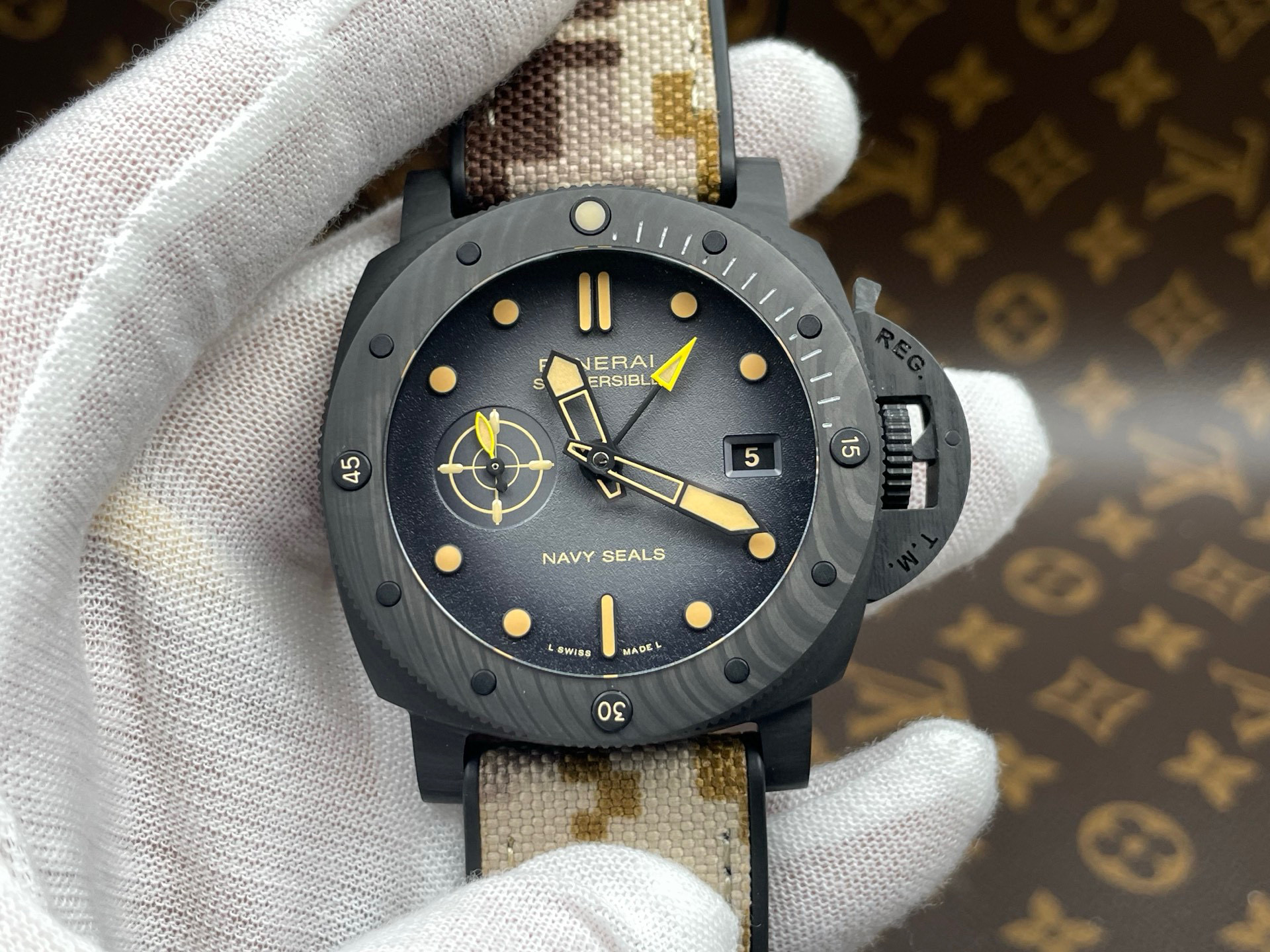 파네라이 pam1513 VS공장 남자 미러급 시계