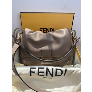 펜디 여자가방 8833