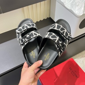 발렌티노 남자 슬리퍼