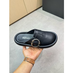 알렉산더 맥퀸 남녀공용 슬리퍼