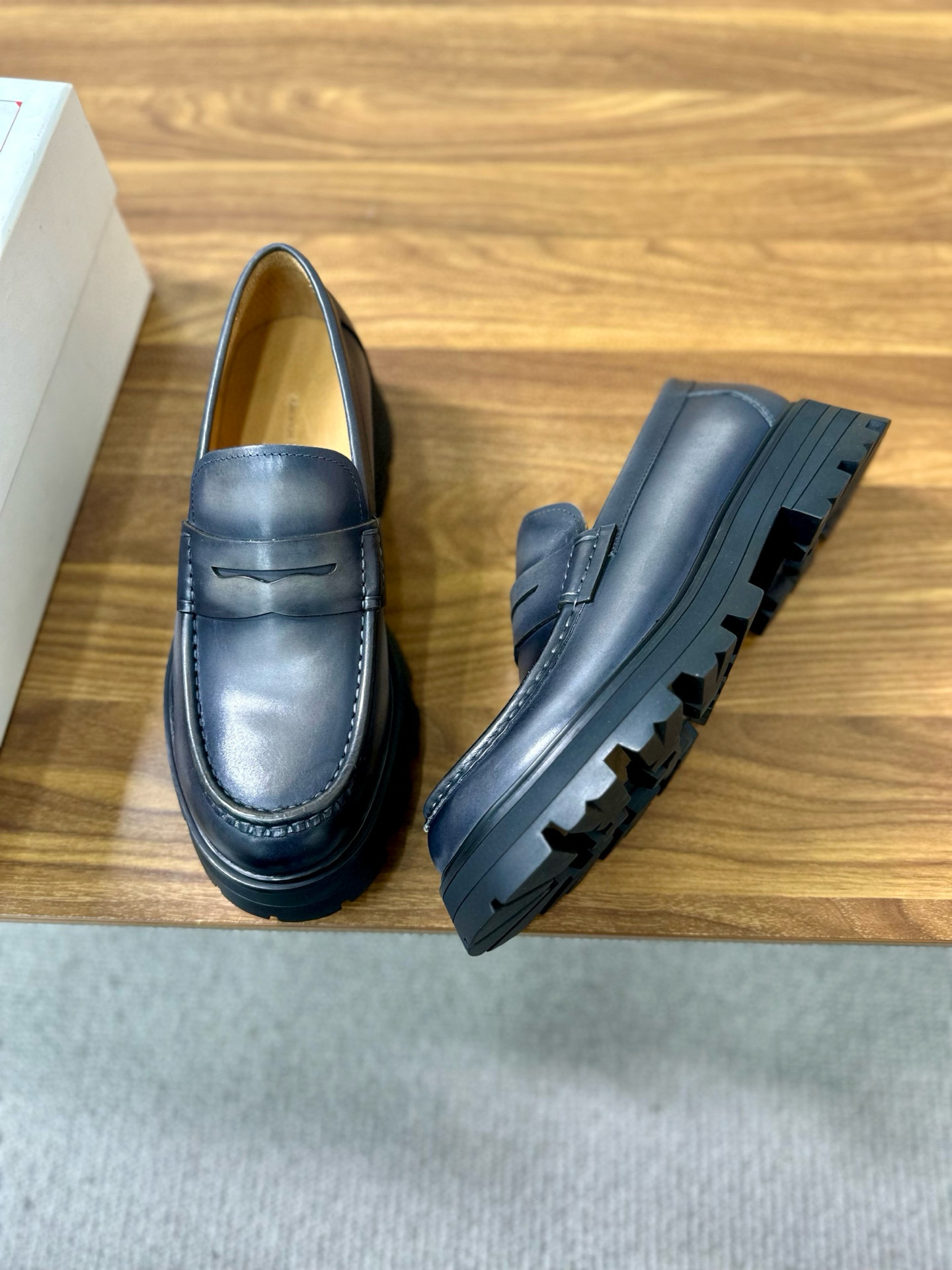 알렉산더 맥퀸 남자 구두