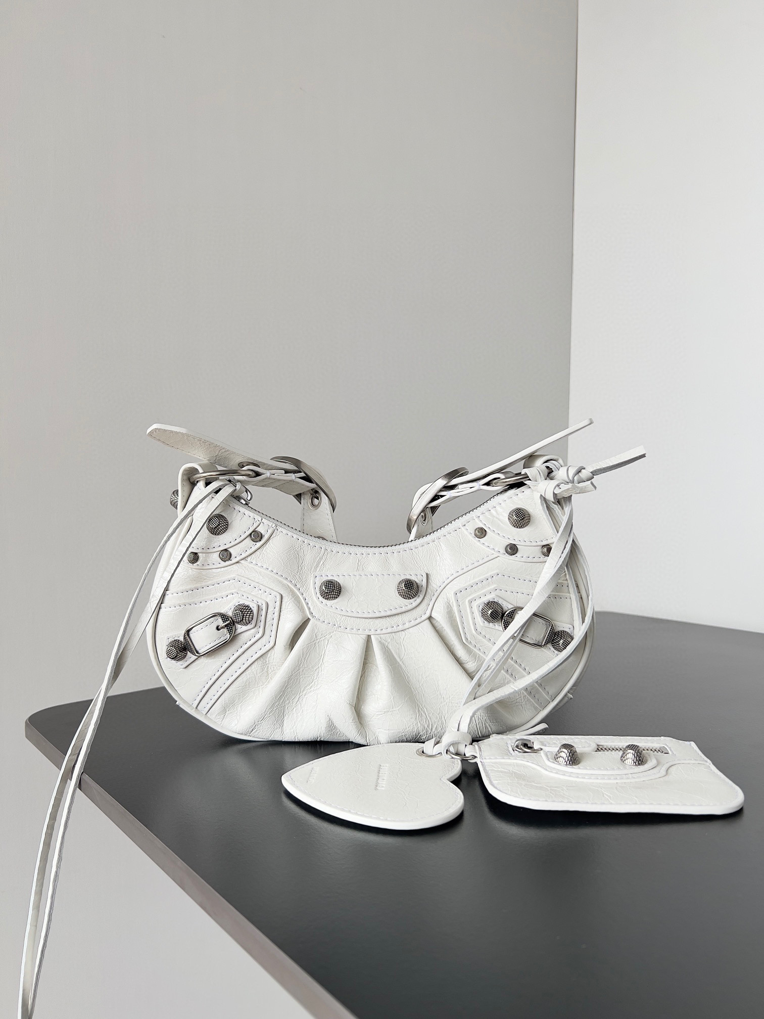 발렌시아가 네오 카골 시티백