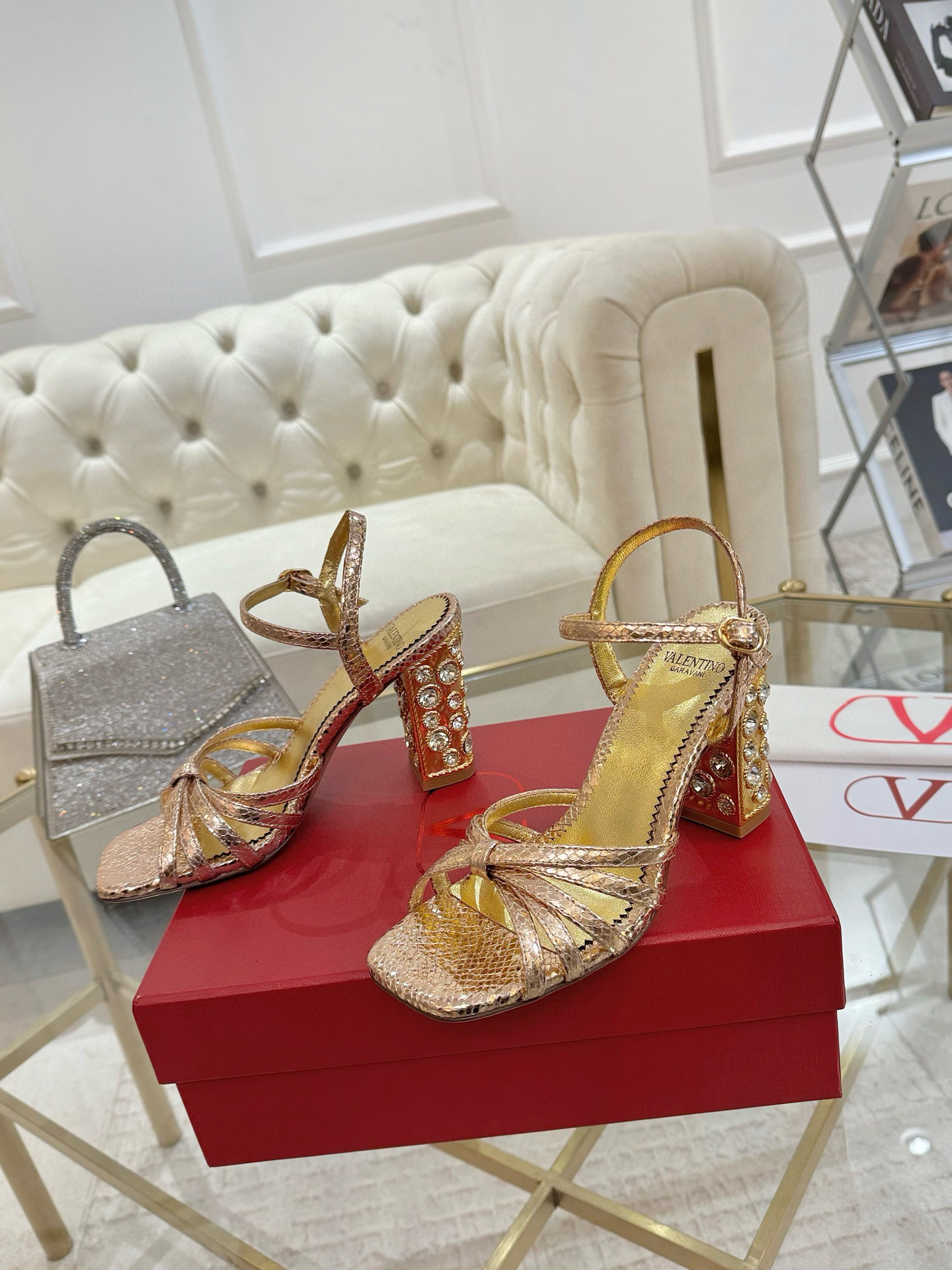 발렌티노 9cm 여자 샌들