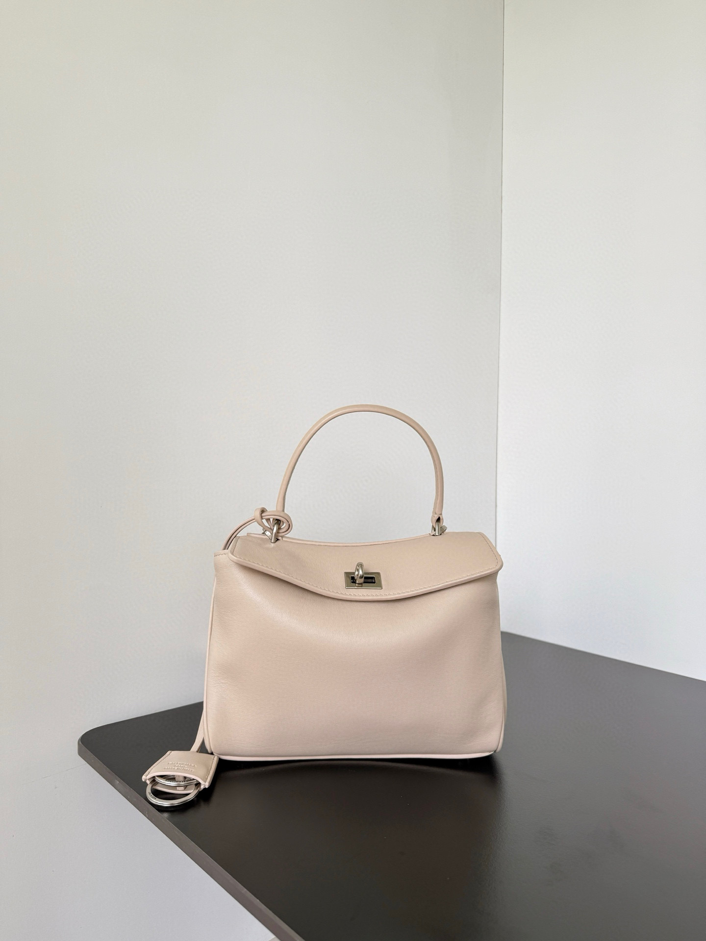 발렌시아가 여자가방