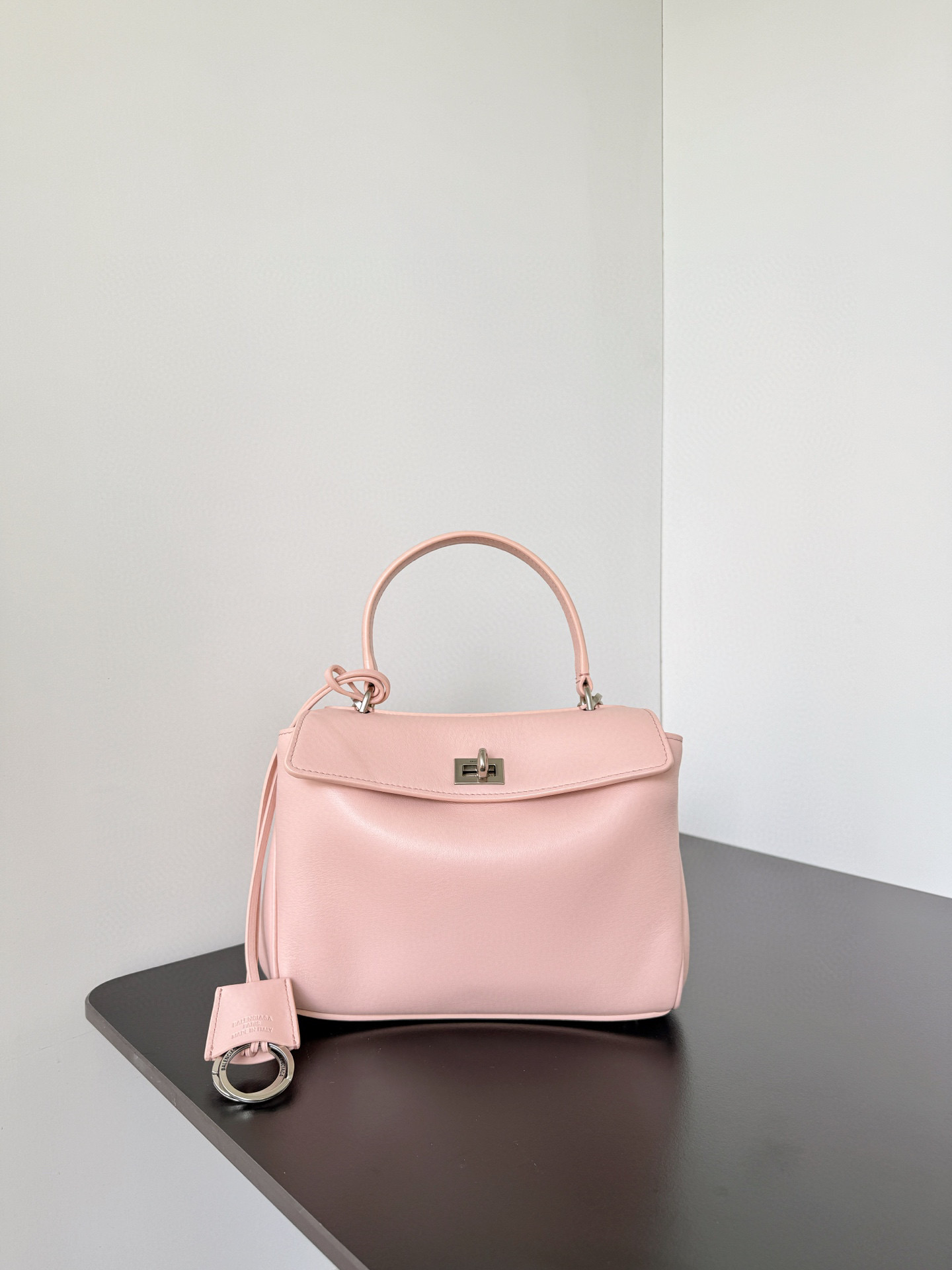 발렌시아가 여자가방