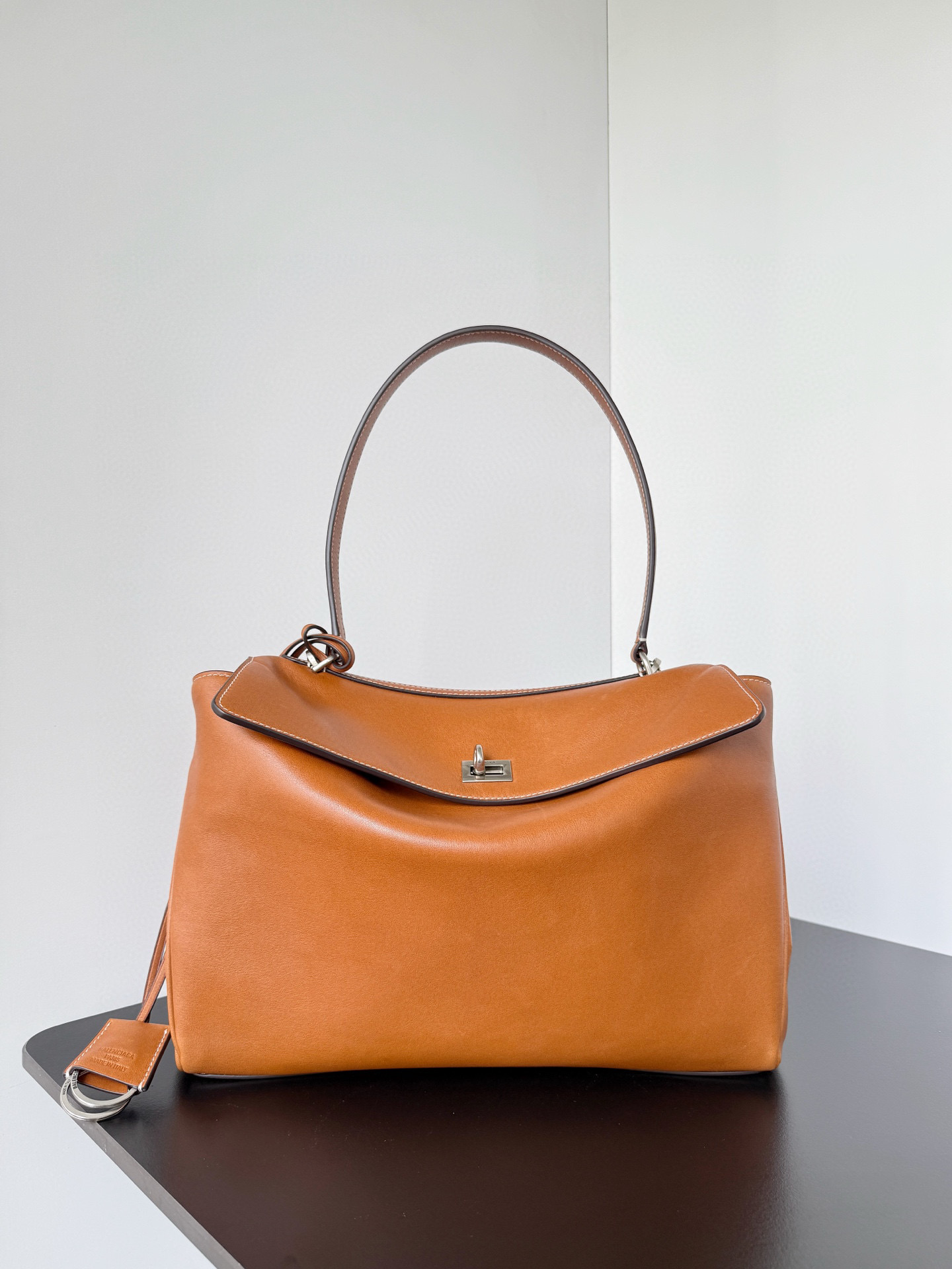 발렌시아가 여자가방