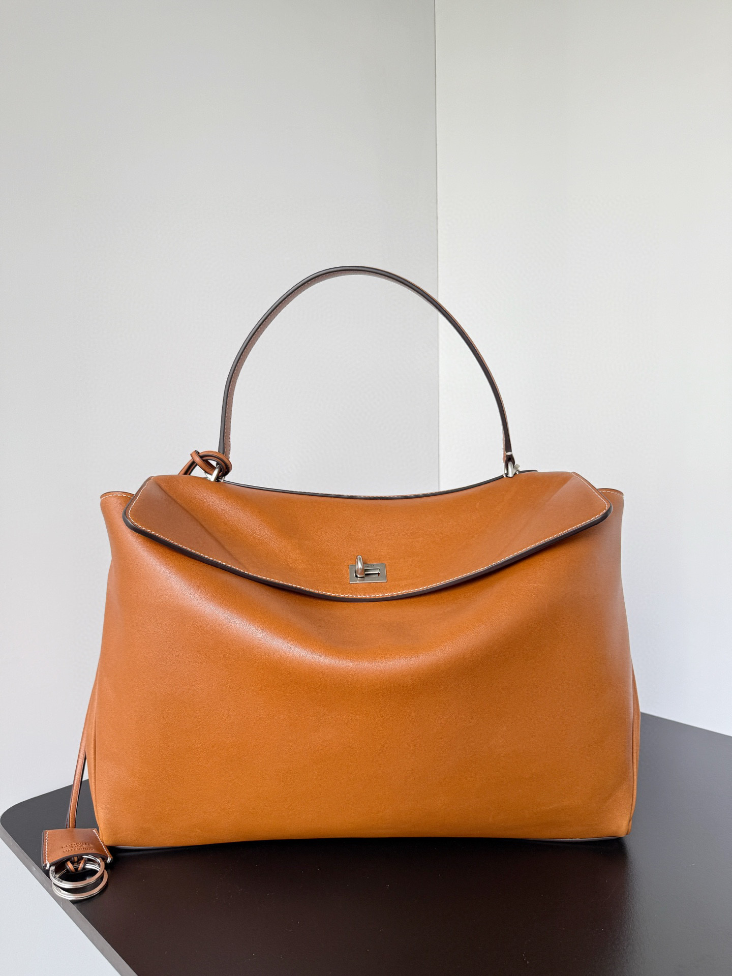 발렌시아가 여자가방