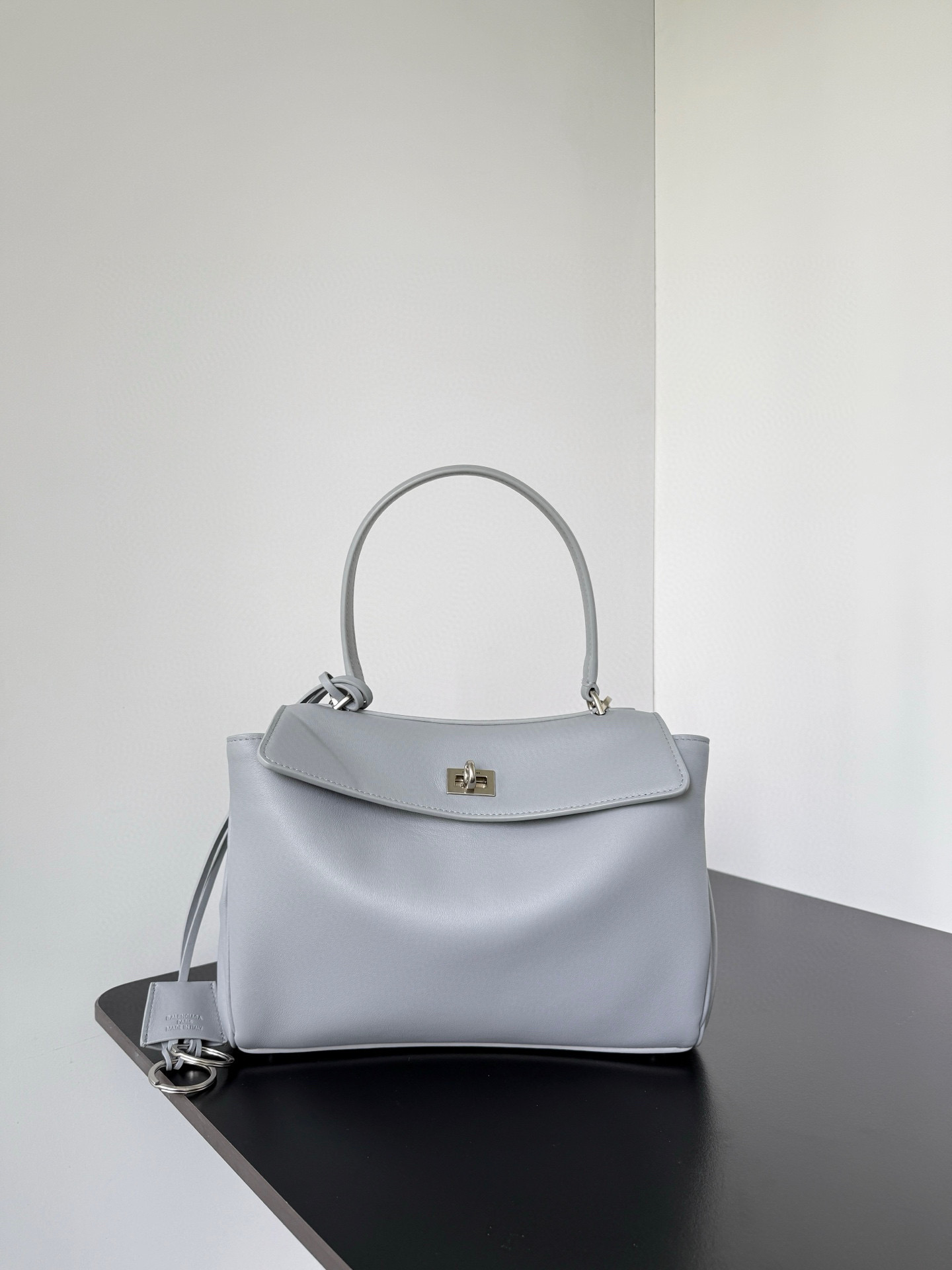 발렌시아가 여자가방