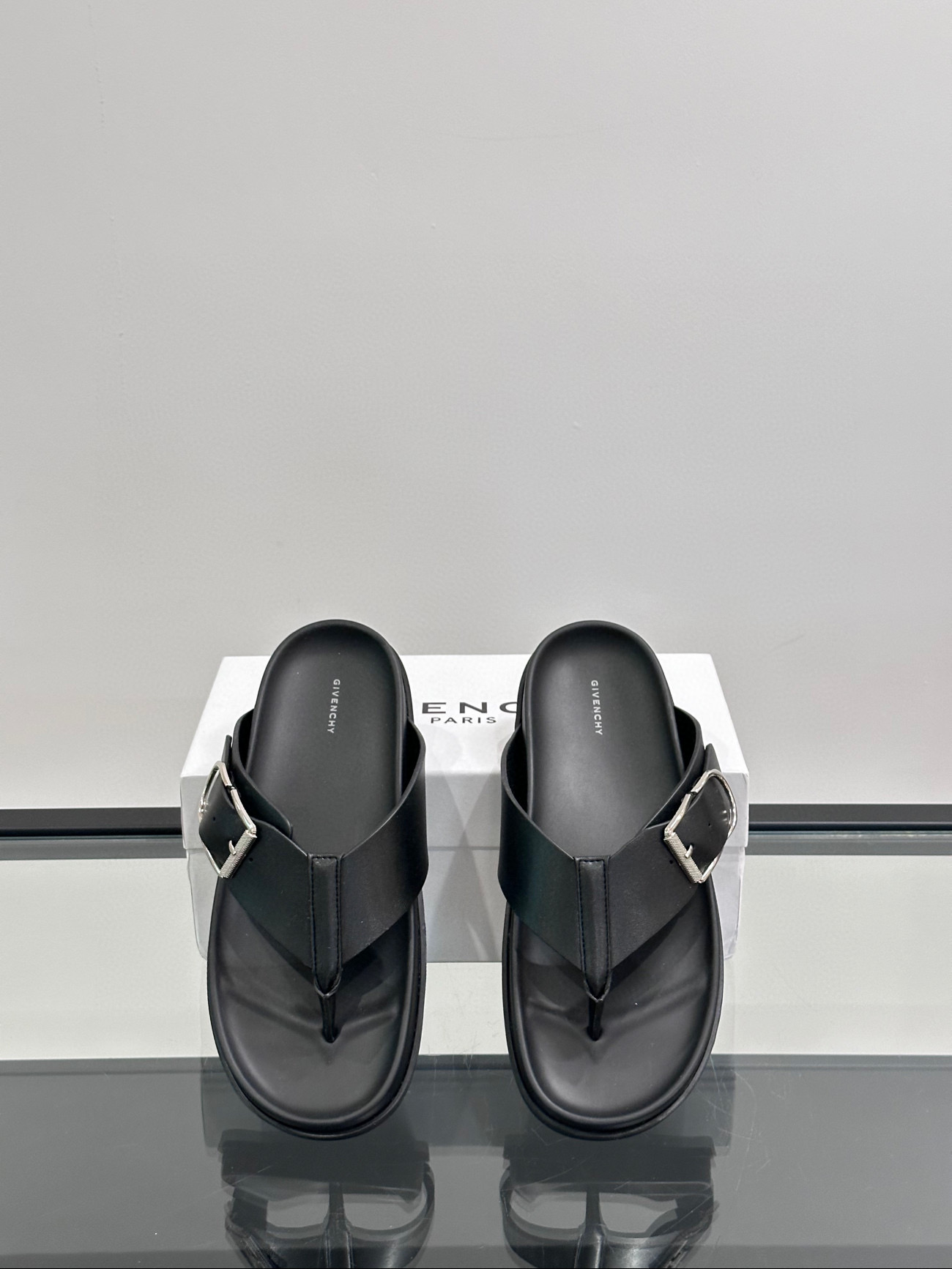 지방시 남자 슬리퍼