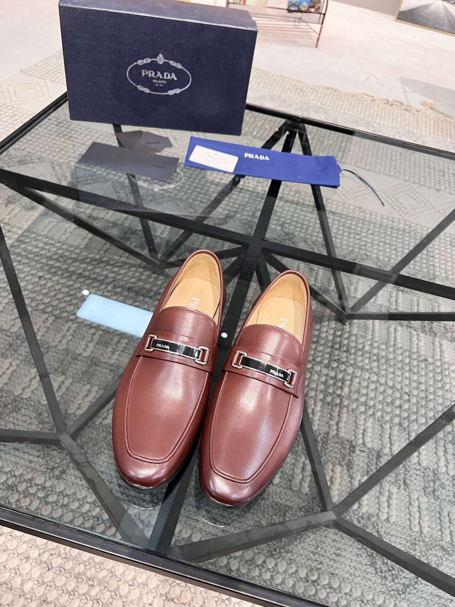 프라다 남자 구두