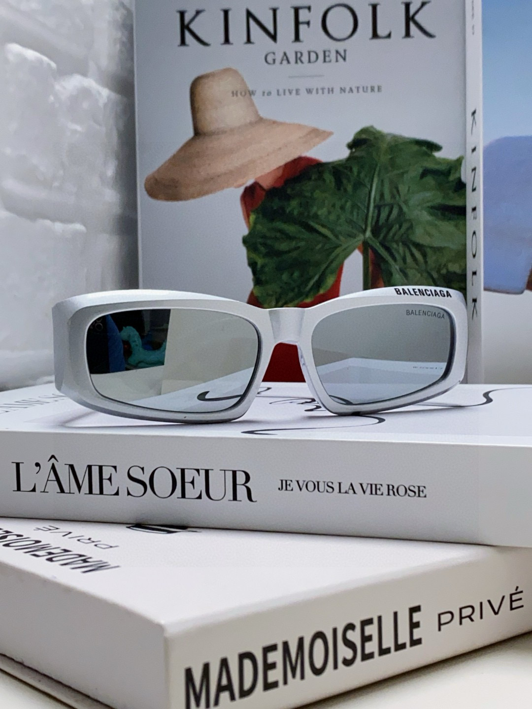 발렌시아가 선글라스