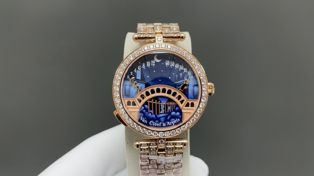 반클리프앤아펠 미러급 여자시계