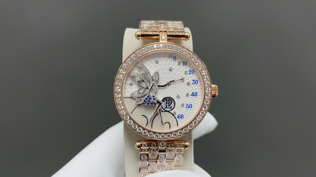 반클리프앤아펠 미러급 여자시계