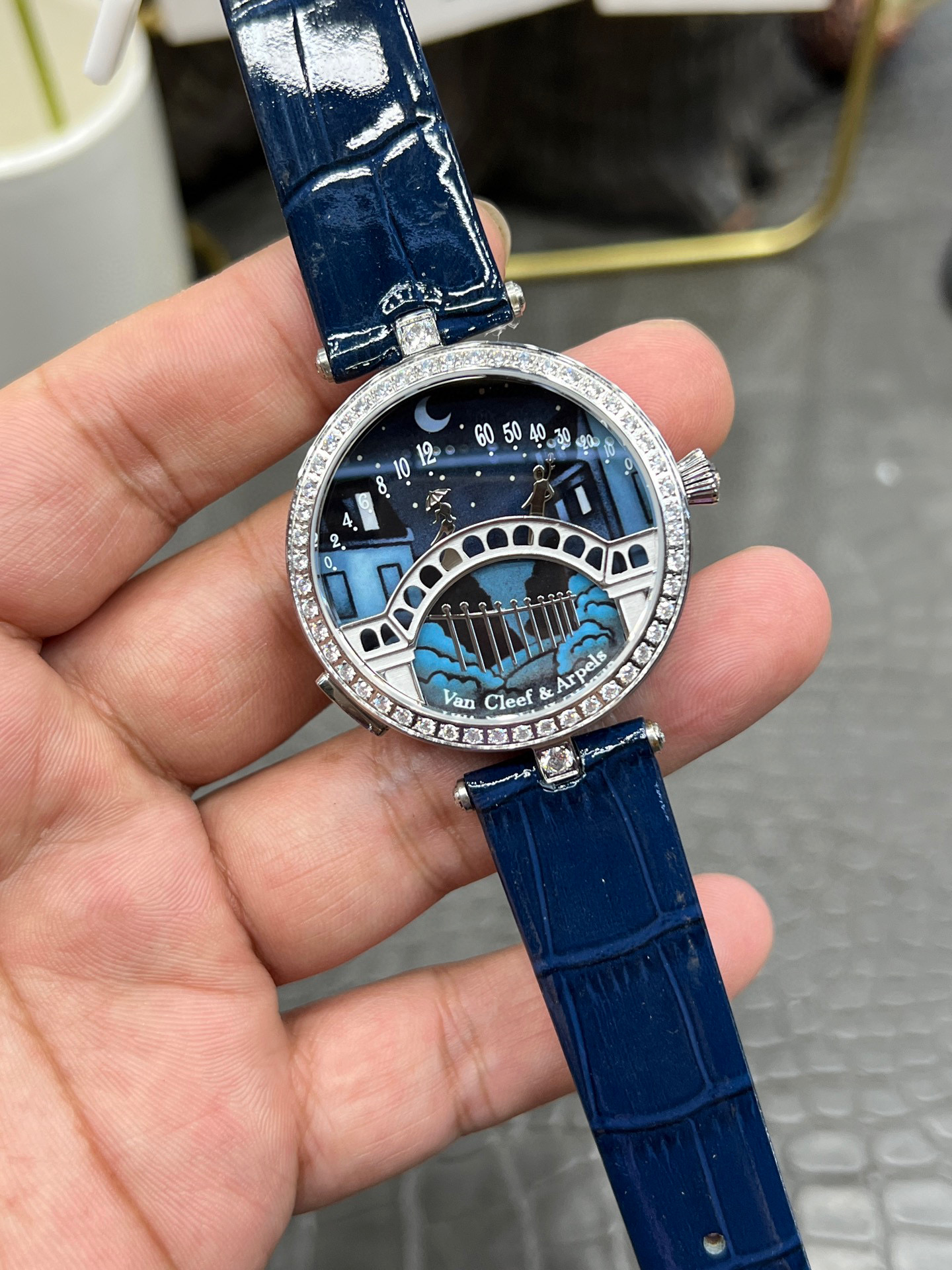 반클리프앤아펠 미러급 여자시계