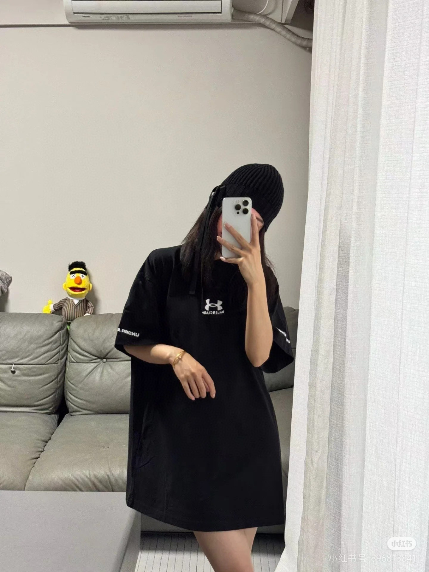 발렌시아가 남녀공용 반팔티