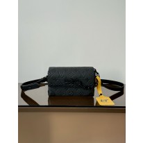 루이비통 M81746 남자가방