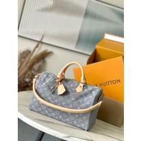 루이비통 M13344 남녀공용가방