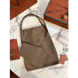 로로피아나 여자가방