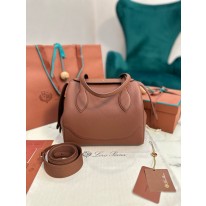 로로피아나 여자가방