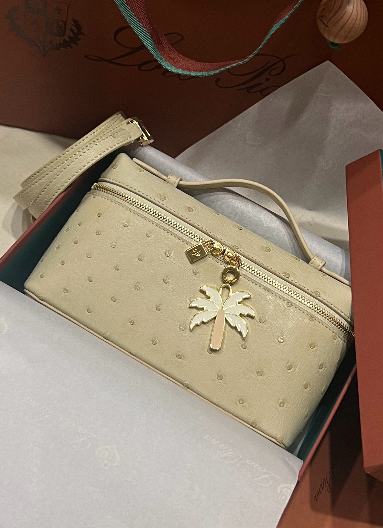 로로피아나 여자가방