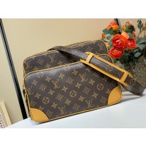 루이비통 M45244 남자가방