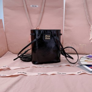 미우미우 5NF460 여자가방