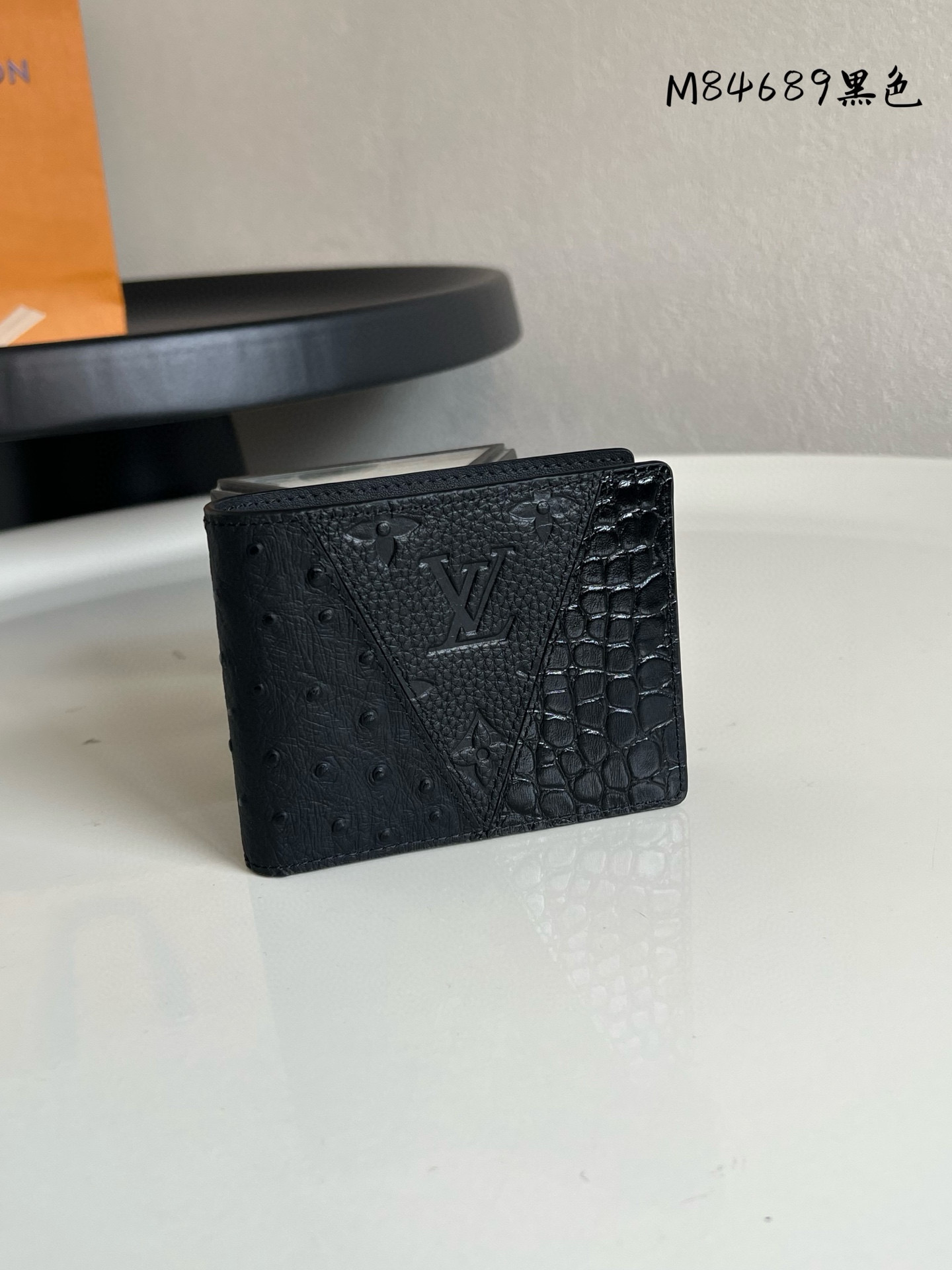 루이비통 M84689 남자 반지갑