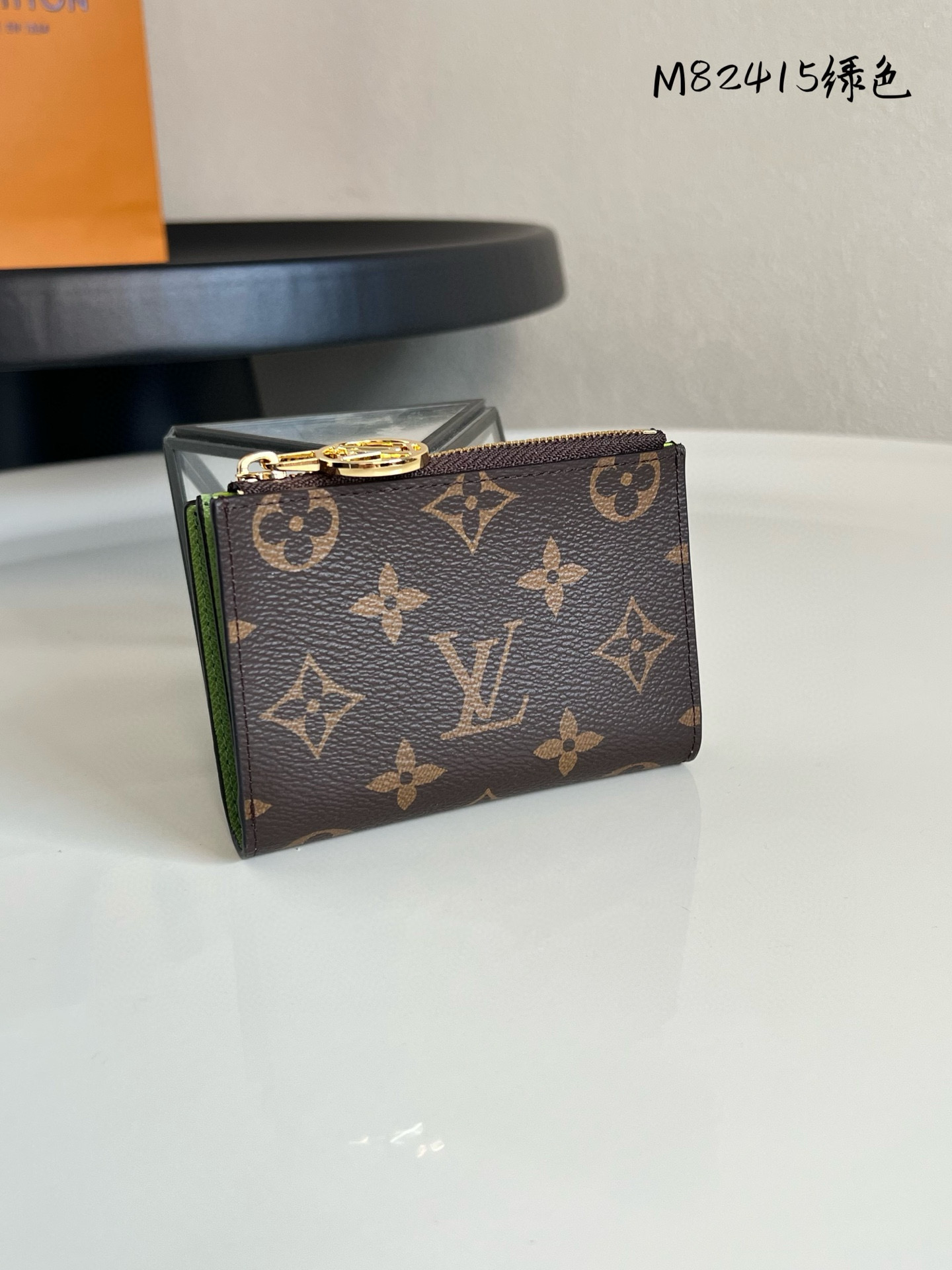 루이비통 M82415 카드지갑 머니클립