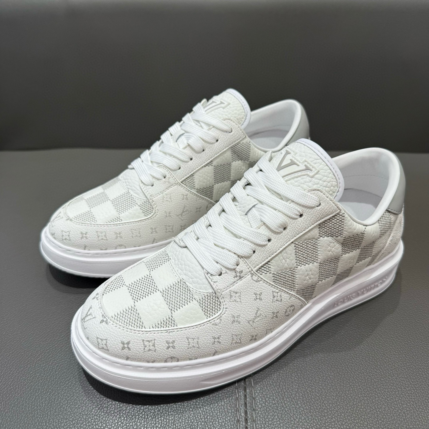 루이비통 남자 신발 운동화 스니커즈