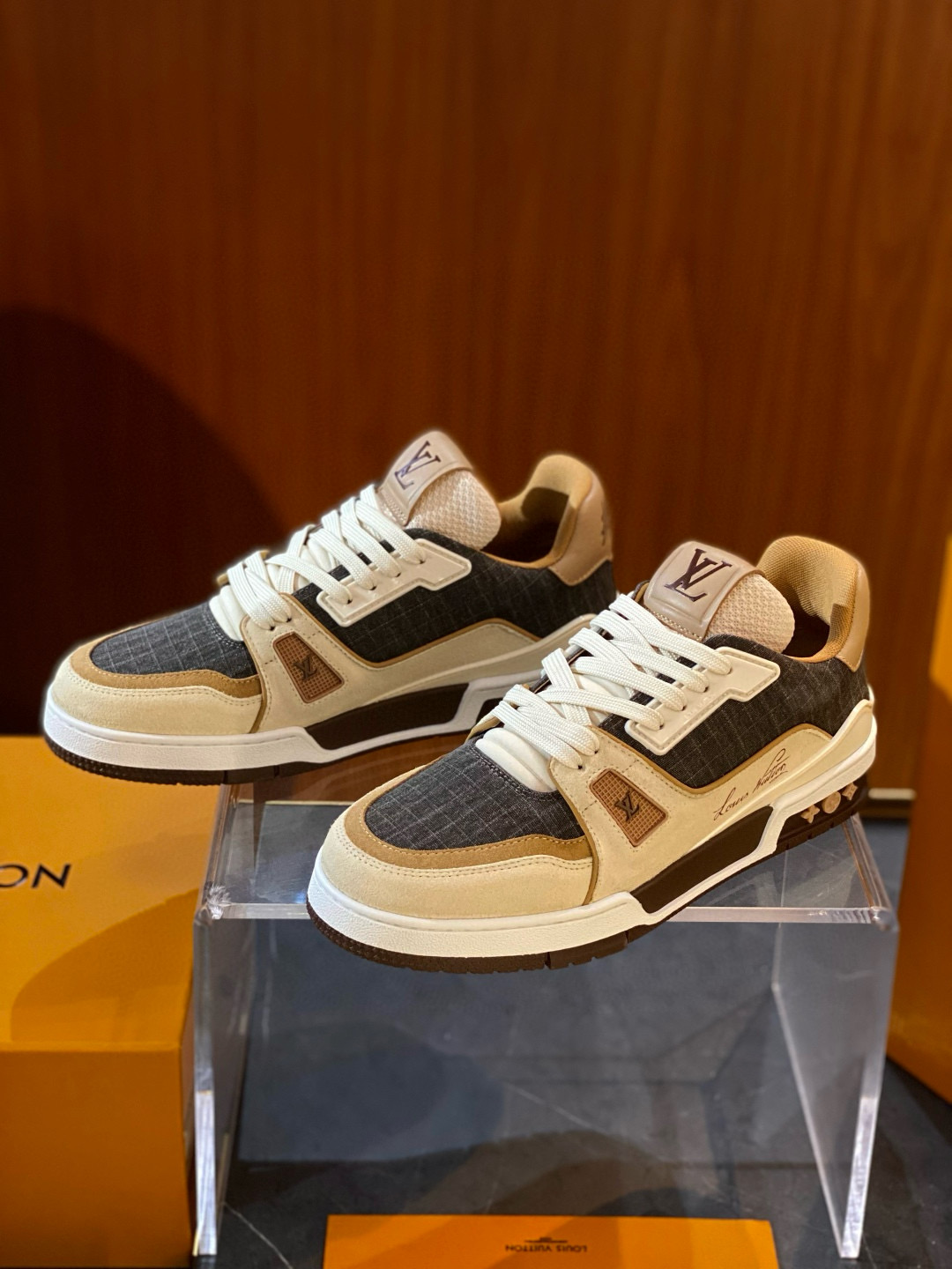 루이비통 트레이너 남자 신발 운동화 스니커즈